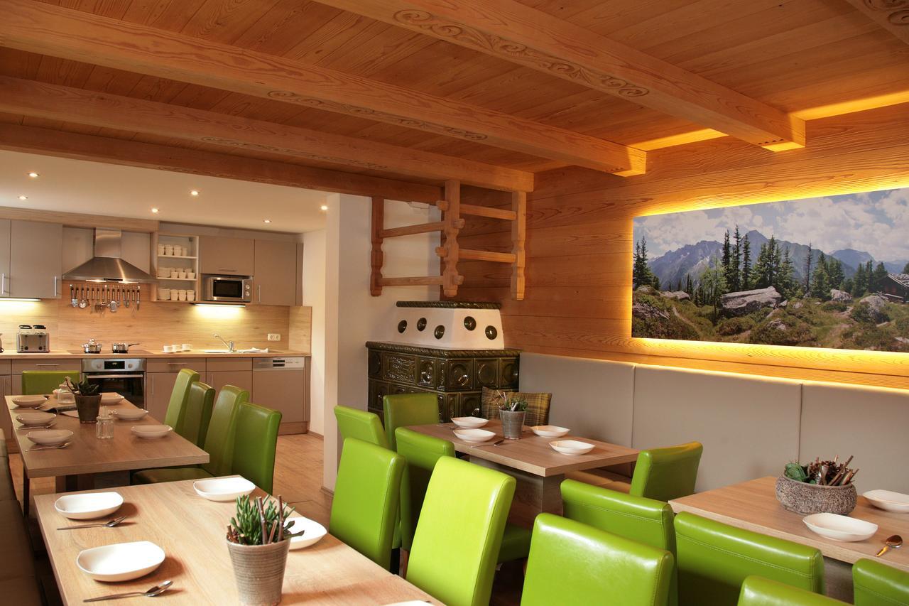 Premium Chalet Andrea Leogang Bagian luar foto
